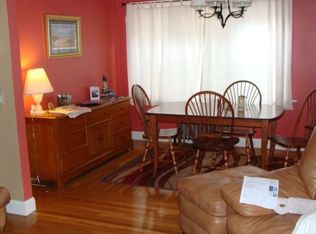 83 10th St, Providence, RI 02906