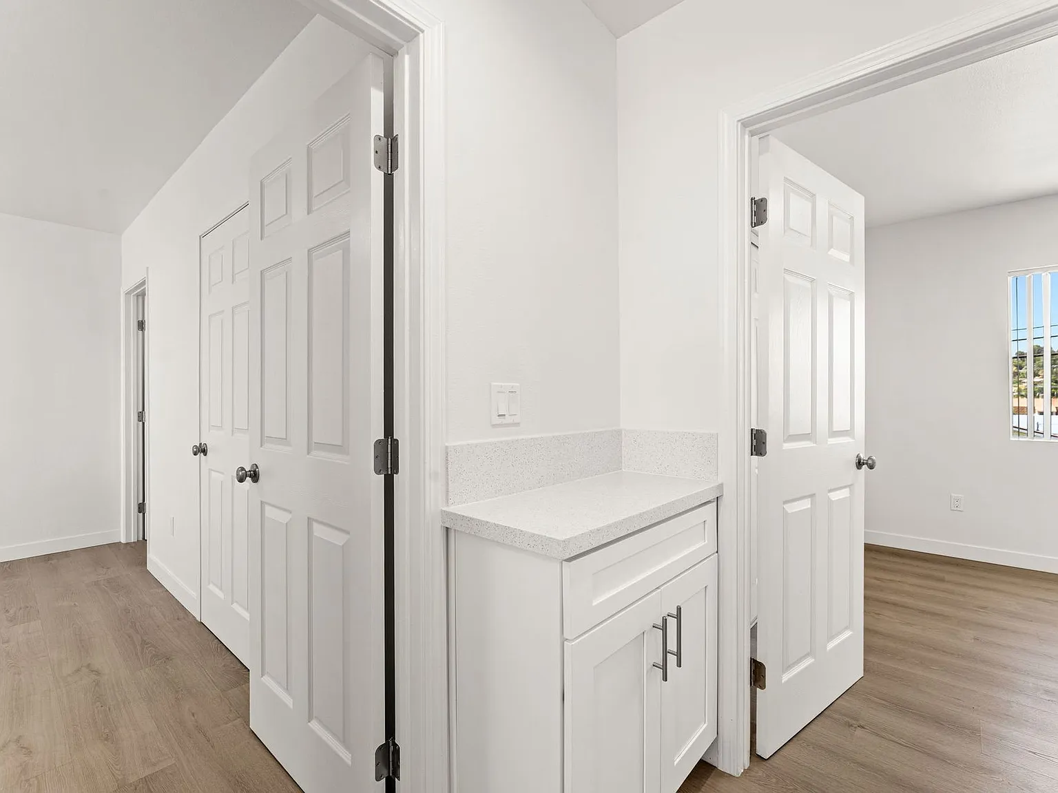 Applewood Manor Apartment Homes - Yucaipa, CA — Photo 4