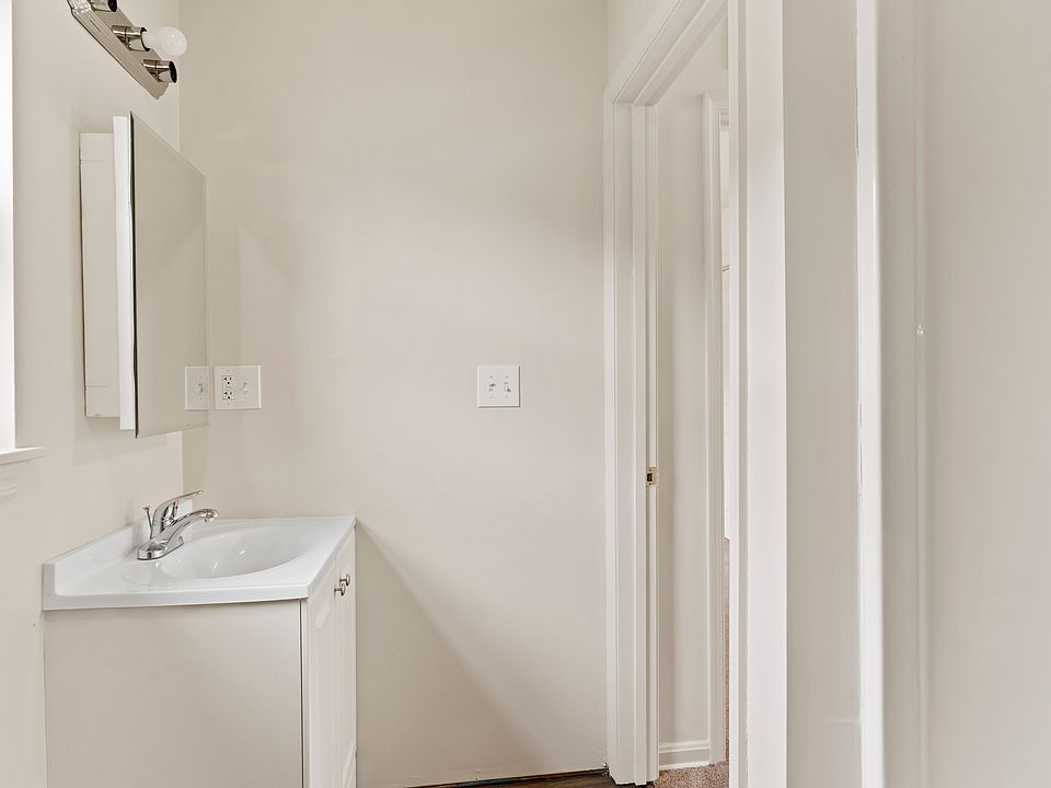 1st image of 41 N 16th St