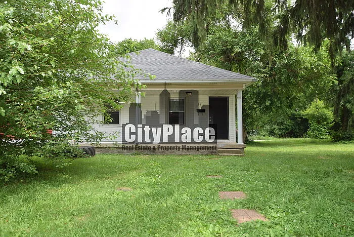 137 S Catherwood Ave — Photo 2