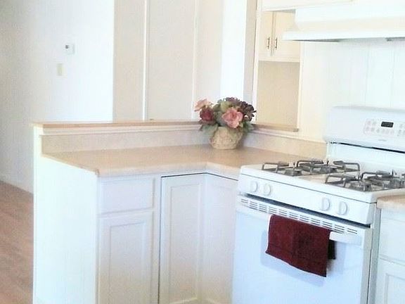 5th image of 900 Henderson Ave Spc 77