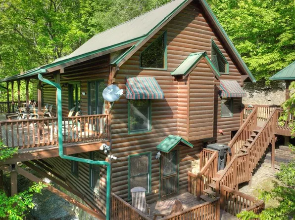 993 Fish Trap Trl, Mineral Bluff, GA 30559
