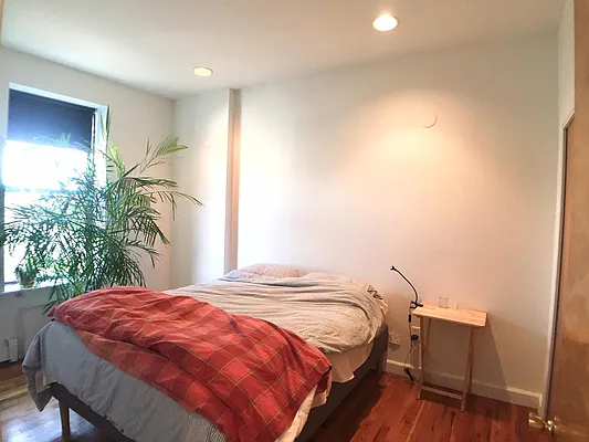 Rented by Triplemint | media 28