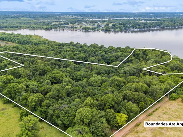 61401 E 280th Rd, Grove, OK 74344