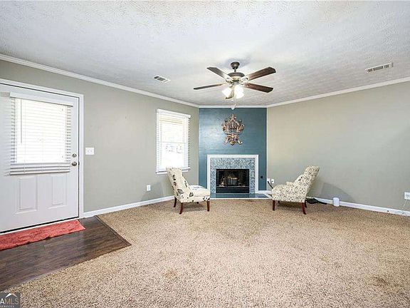 5th image of 70 Countryside Ln