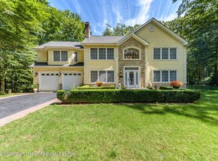 72 Reids Hill Rd, Morganville, NJ 07751