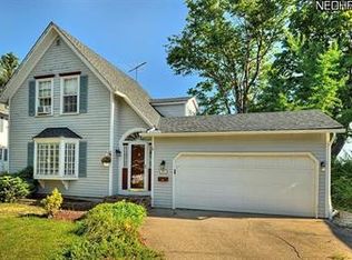 29612 Lake Rd, Bay Village, OH 44140