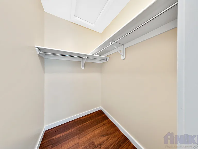 710 Gordon Rd — Photo 16