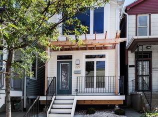229 Carron St, Pittsburgh, PA 15206