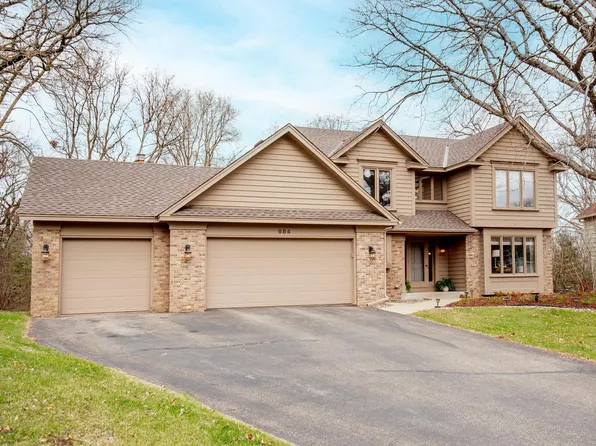 684 Stonewood Rd, Eagan, MN 55123
