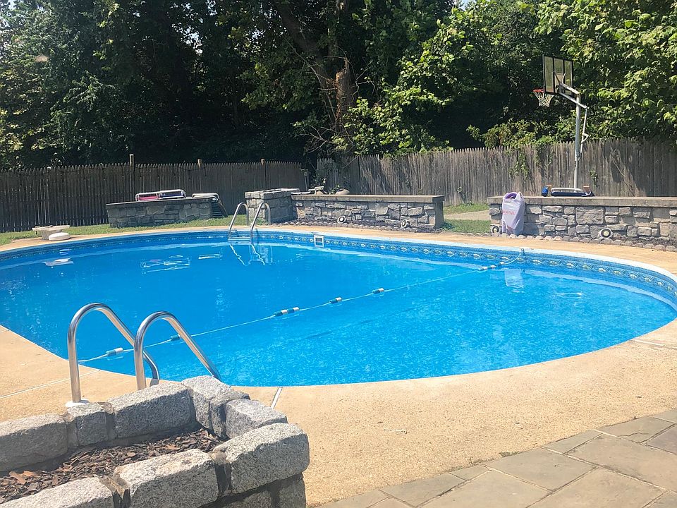 2nd image of 10502 Angora Dr