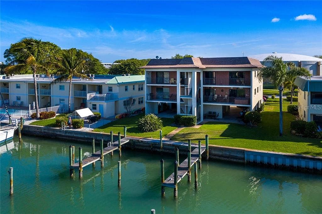 12080 Capri Cir S APT 201, Treasure Island, FL 33706 Zillow
