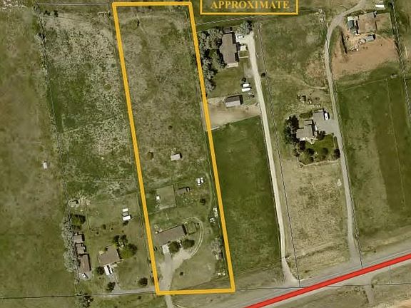 2nd image of 293 Southfork Rd