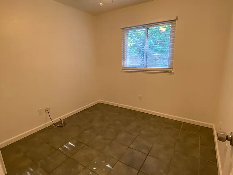 118 Raleigh Dr — Photo 5