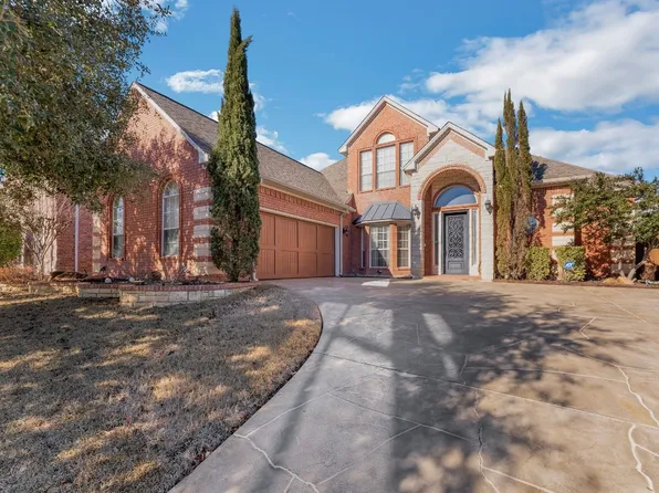 6308 Dawn Hills Dr, Fort Worth, TX 76132