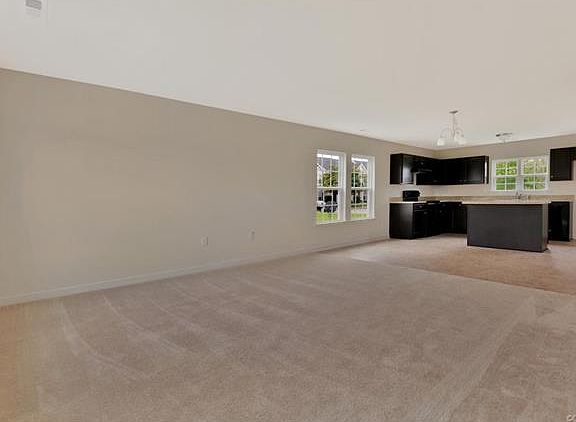 3rd image of 2828 Elkridge Cir Unit 25