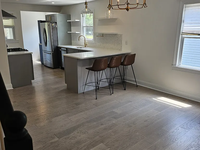 4405 29th St — Photo 3