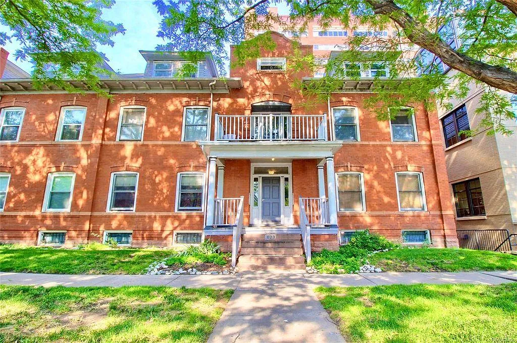 1123 N Sherman St — Photo 1