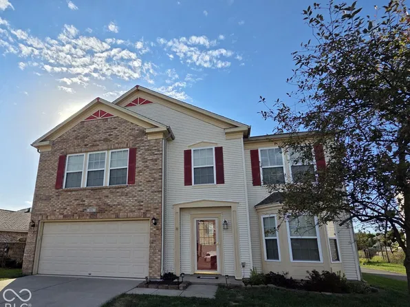 831 Highpointe Blvd, Shelbyville, IN 46176