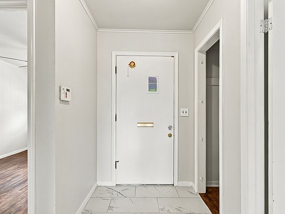 4th image of 1137 N Union Pl