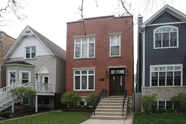 1st image of 3518 N Paulina St #1
