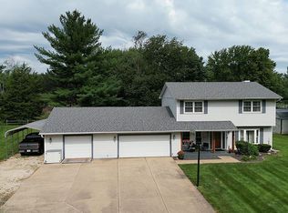 15731 N Overland Dr, Chillicothe, IL 61523