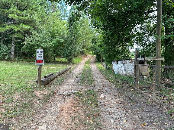 3rd image of 4854 Cagle Mill Rd