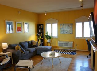 2112 South St APT 4, Philadelphia, PA 19146