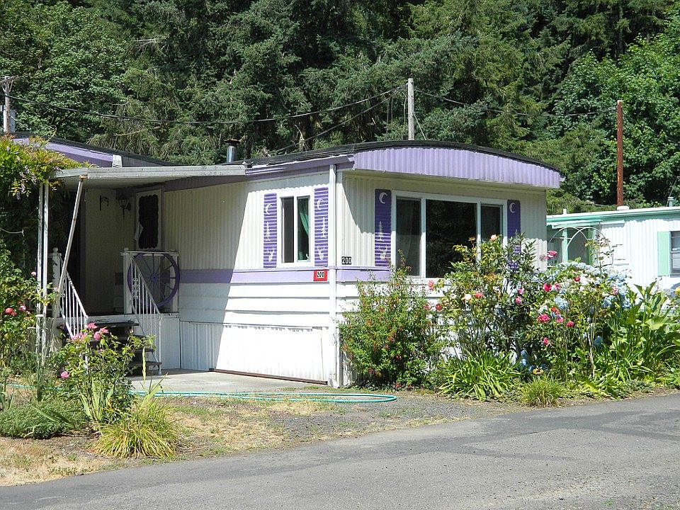 1st image of 200 Woodpecker Ln