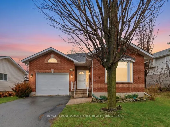 488 Fieldstone Dr, Kingston, ON K7K 7E5