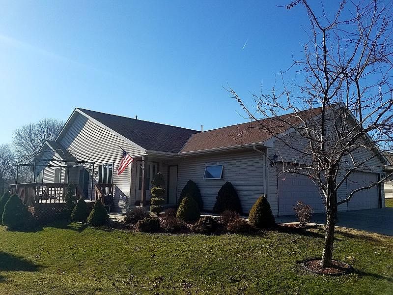 1st image of 704 N Votech Dr