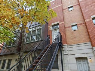 751 W 15th St, Chicago, IL 60607