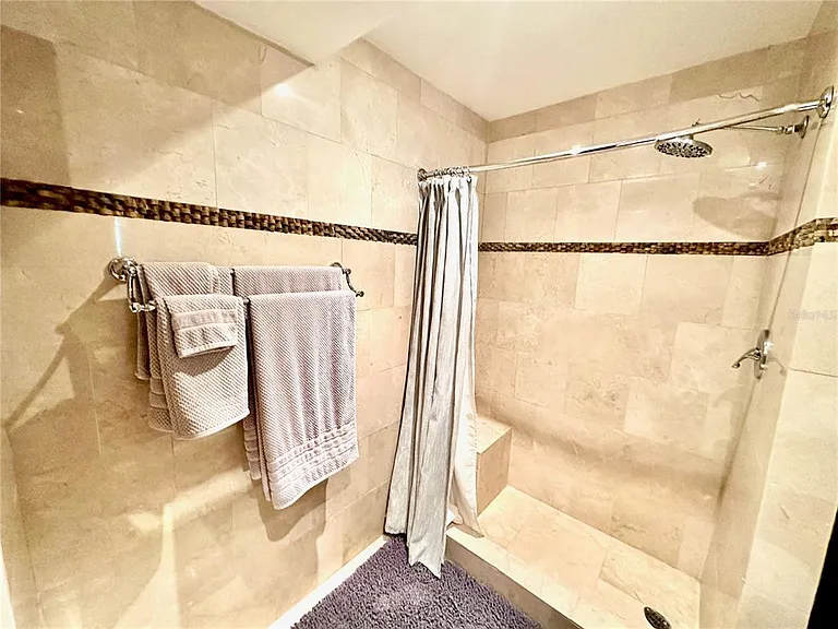 60 Caribe Cond Castillo #3B — Photo 16