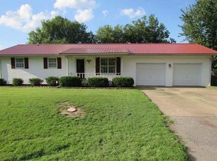 1120 Susan St, Dexter, MO 63841