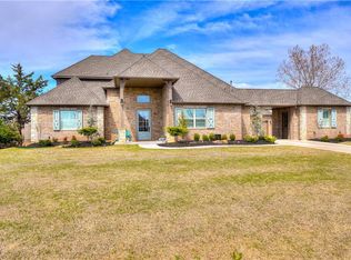 3201 Basanova Dr, Edmond, OK 73034