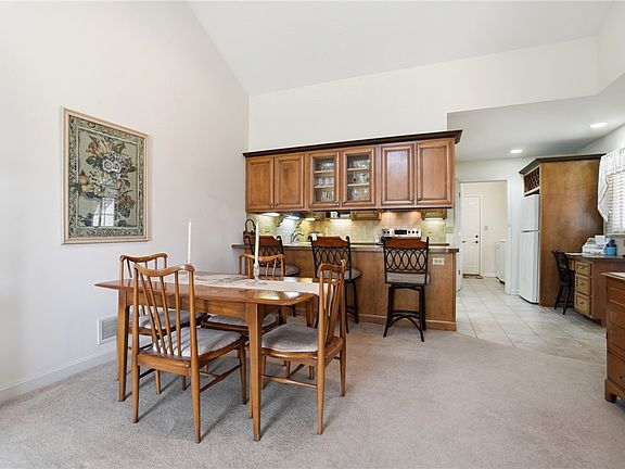 5th image of 2633 Vienna Estates Dr