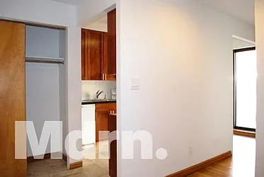 Rented by Mdrn Residential