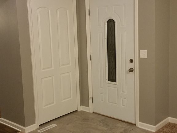 4th image of 4191 Manor Dr