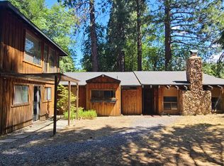 701 Walnut St, Weed, CA 96094