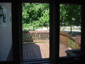 5th image of 202 E Ellis Ave