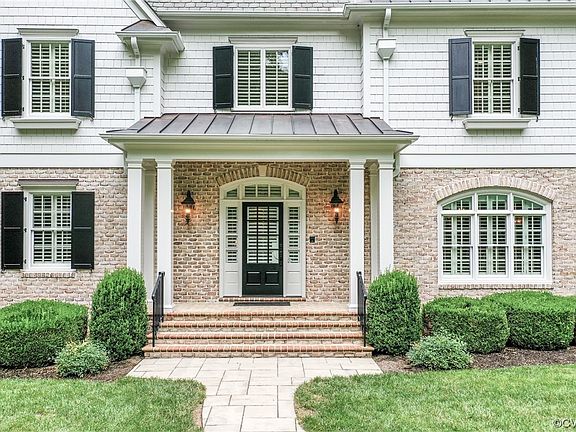 3rd image of 909 Merchant Lee Pl