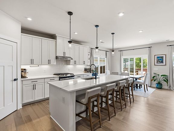 4th image of 605 Vestrella Rd