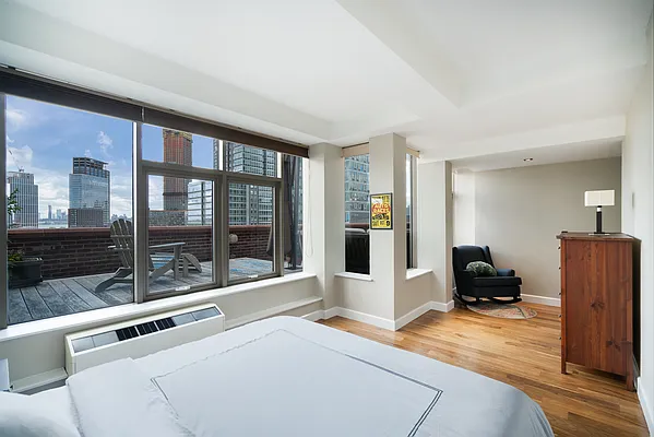 Sold by Corcoran | media 13