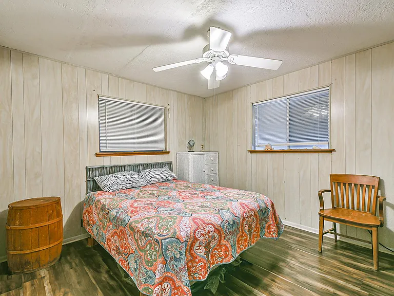 4026 Kent Dr — Photo 29