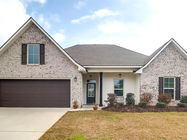 3030 Sea Oats Dr, Long Beach, MS 39560