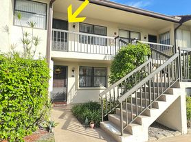 7593 Tahiti Ln, Lake Worth, FL