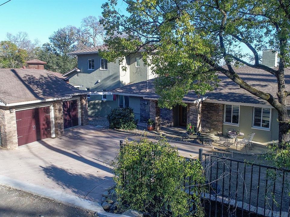 1st image of 8230 Finisterre Ct