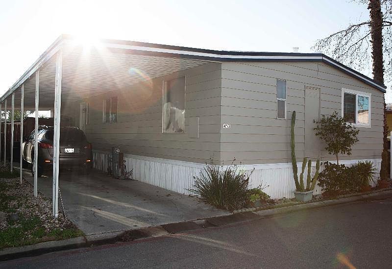 1st image of 453 Los Encinos St #453