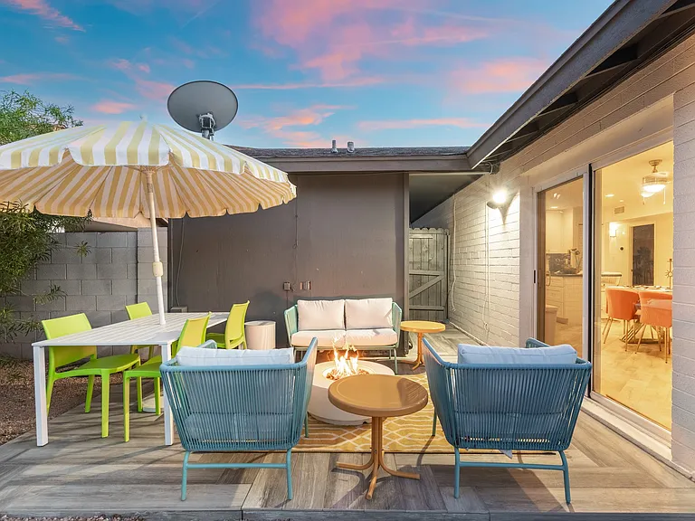 2510 E Hermosa Dr — Photo 26