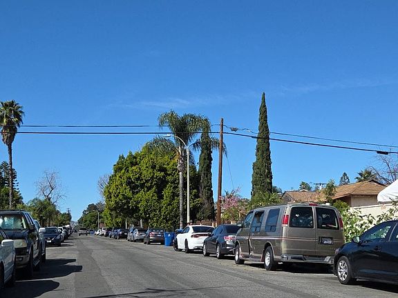 4th image of 10344 Kewen Ave
